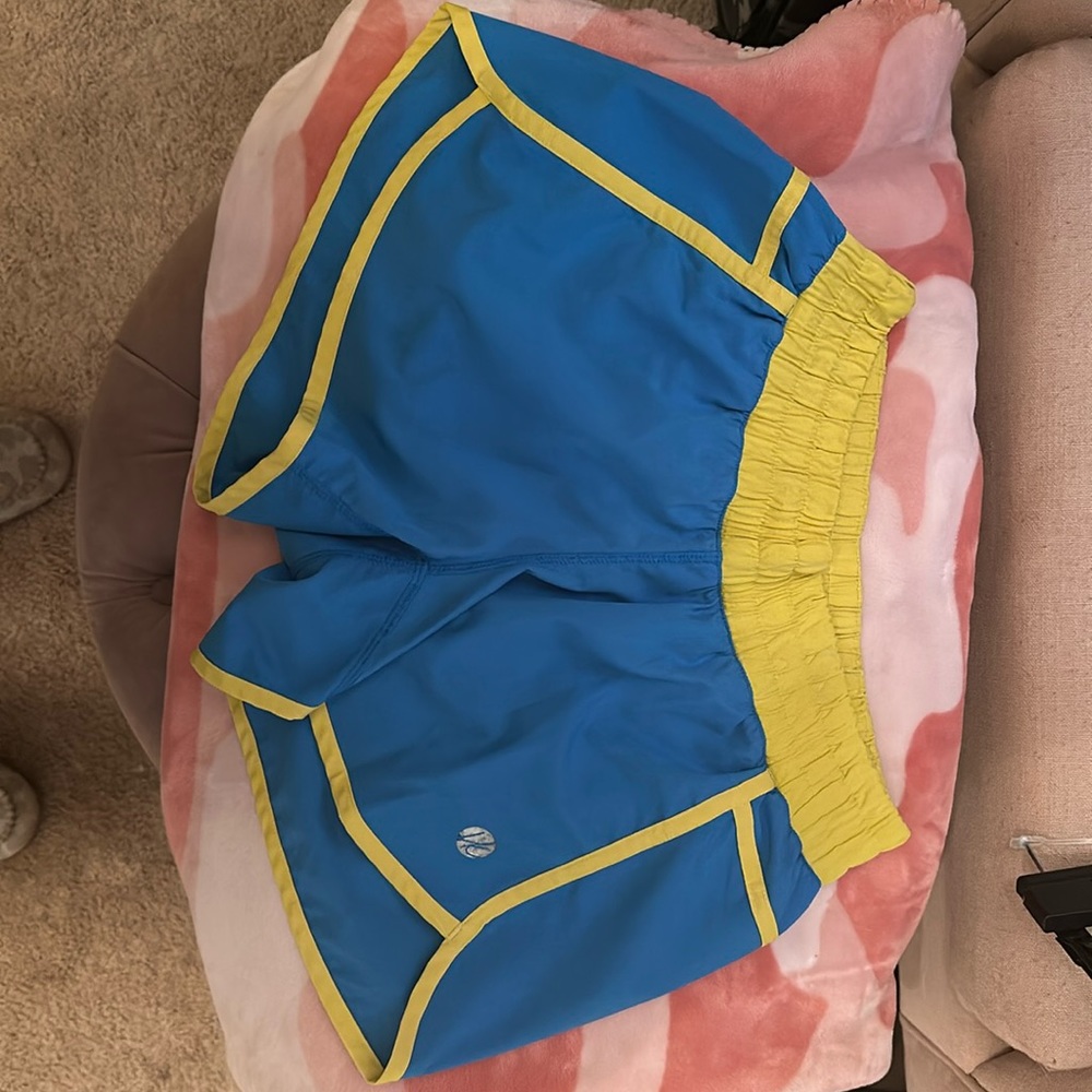 Running shorts